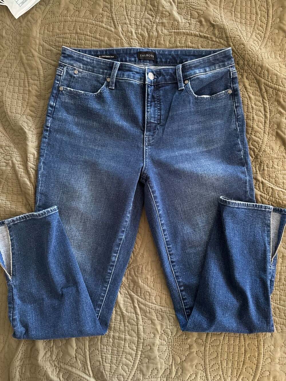 Talbots Slim Ankle Jeans with Rhinestone Split Hem size 10,length 27”